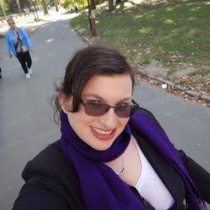 Meet your Posher, Christine